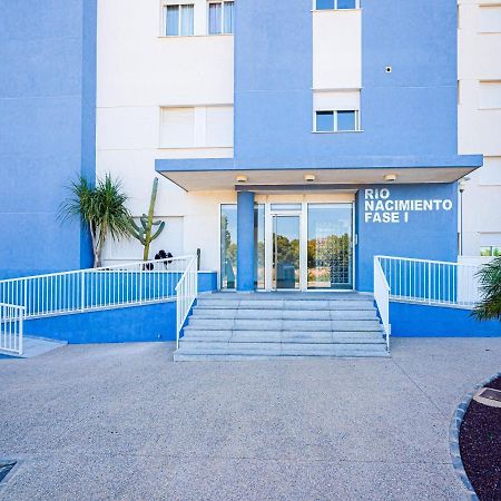 Rio Nacimiento Apartment Campoamor Bagian luar foto