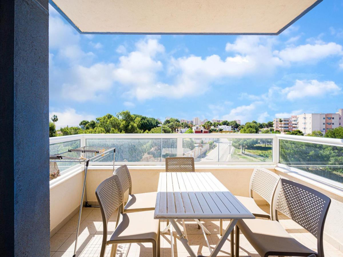 Rio Nacimiento Apartment Campoamor Bagian luar foto