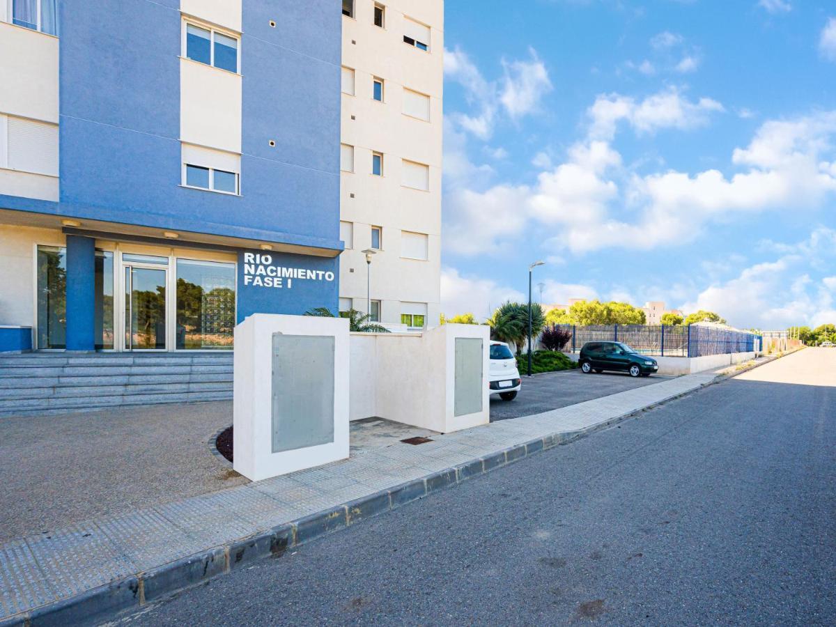 Rio Nacimiento Apartment Campoamor Bagian luar foto