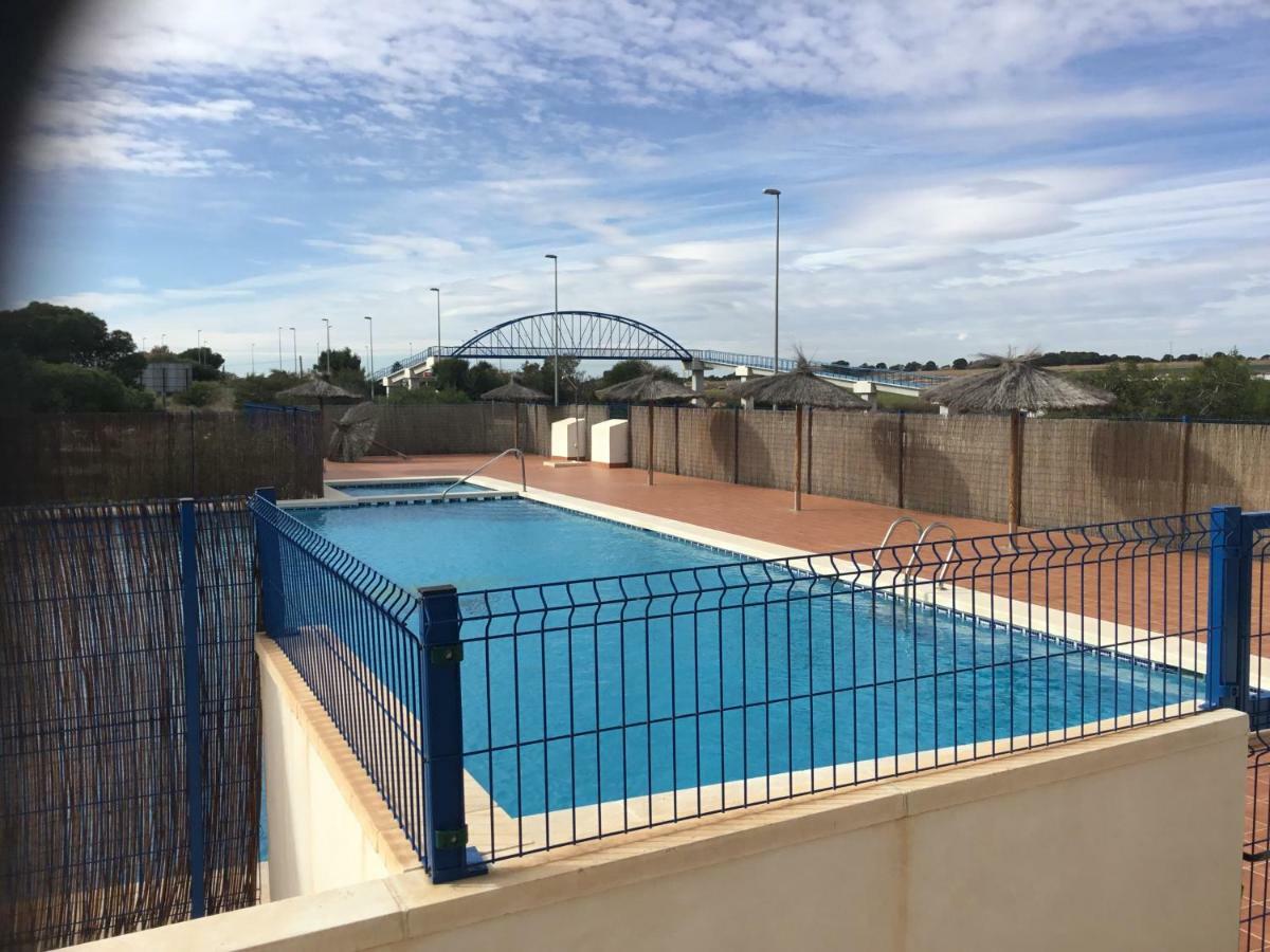 Rio Nacimiento Apartment Campoamor Bagian luar foto